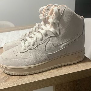 Nike women’s shoes